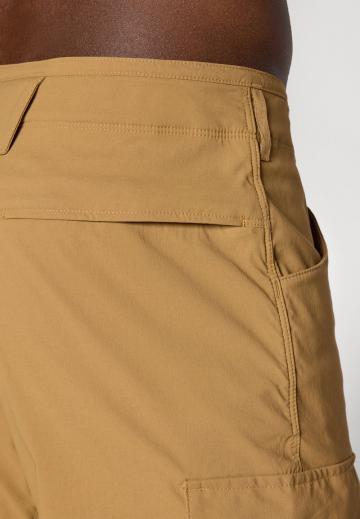 Брюки с накладными карманами