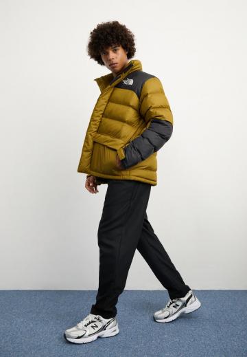 Зимняя куртка