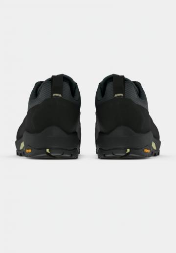 Походные ботинки