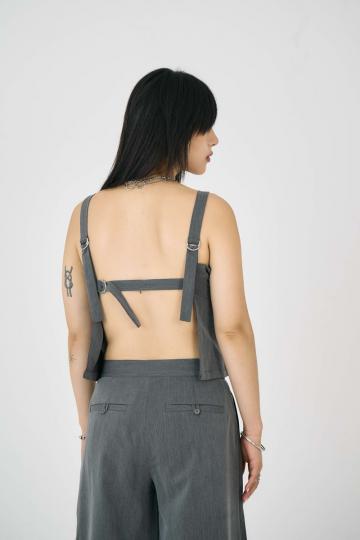 Блузка без рукавов