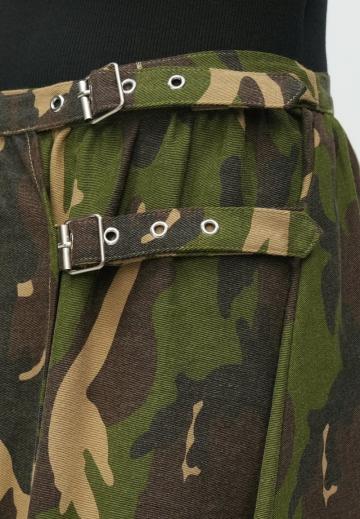 Юбка с накладными карманами