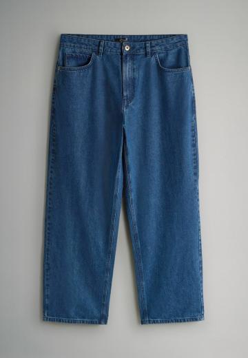 Прямые джинсы