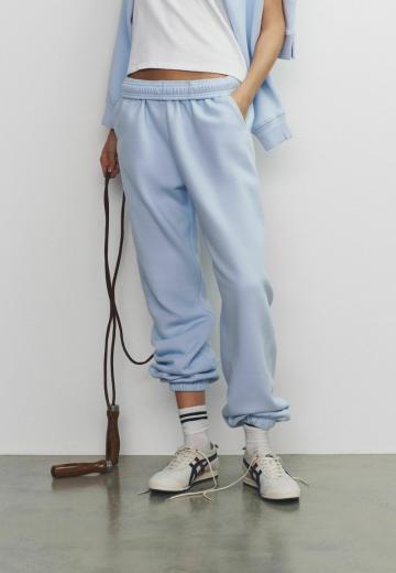 Спортивные штаны