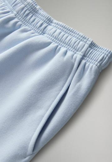 Спортивные штаны