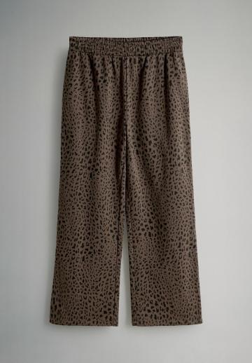 Спортивные штаны