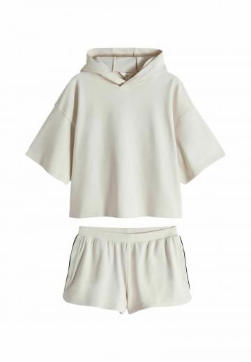 Спортивная куртка