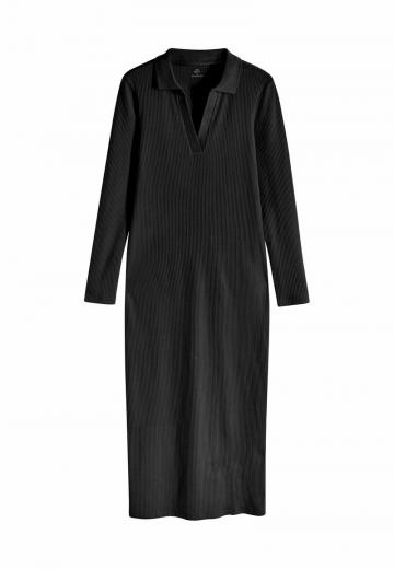 Вязаное платье