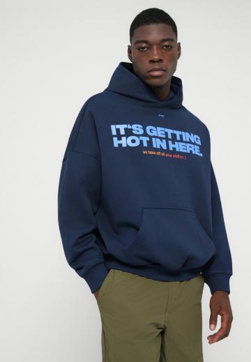 Пуловер с капюшоном