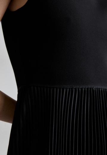 Коктейльное платье