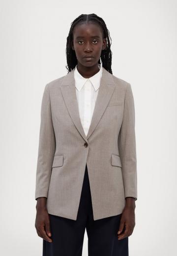 Длинный блейзер