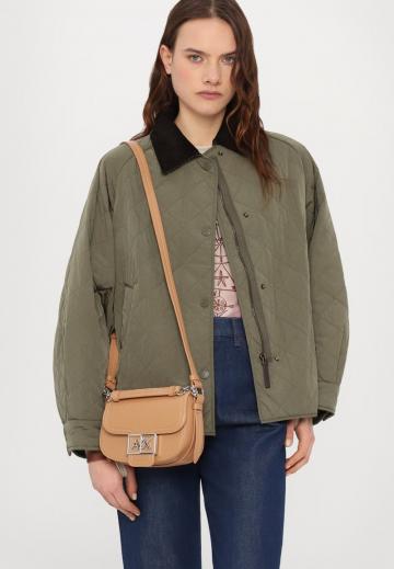 Джинсы бойфренда