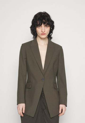 Длинный блейзер