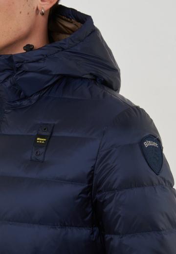 Зимняя куртка