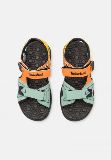 Детская обувь