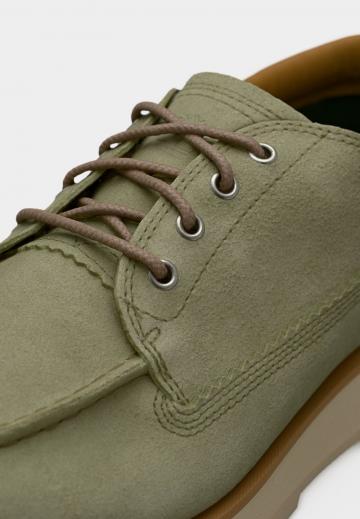 Ботинки на шнуровке