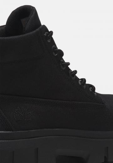 Ботинки на шнуровке