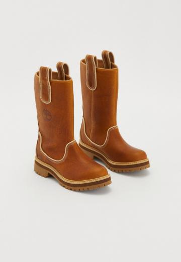 Зимние ботинки