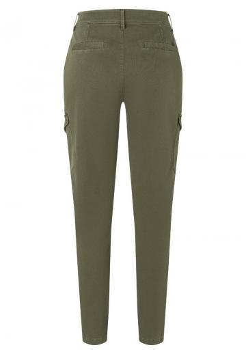 Брюки с накладными карманами