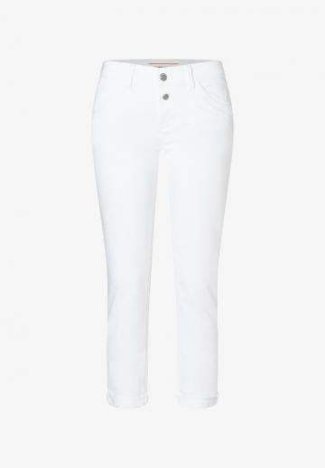 Короткие джинсы