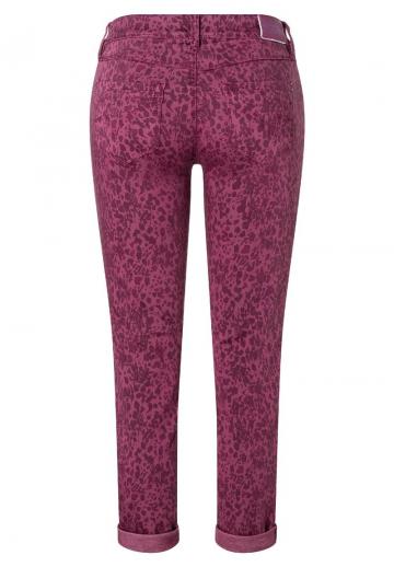 Короткие джинсы