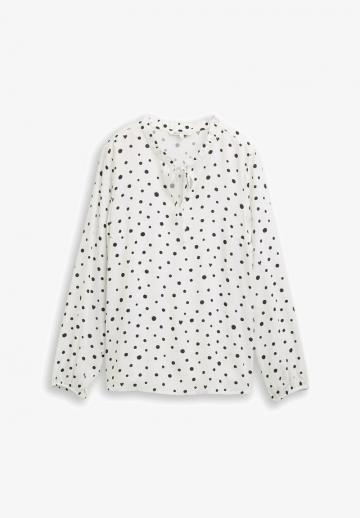 Атласная блузка