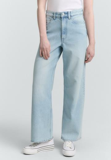 Джинсы