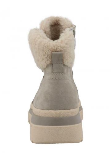 Сапожки на танкетке