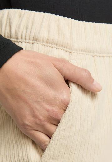 Узкие брюки