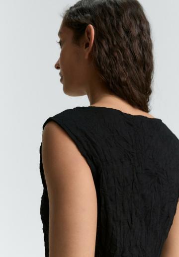 Блузка без рукавов