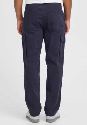 Брюки с накладными карманами