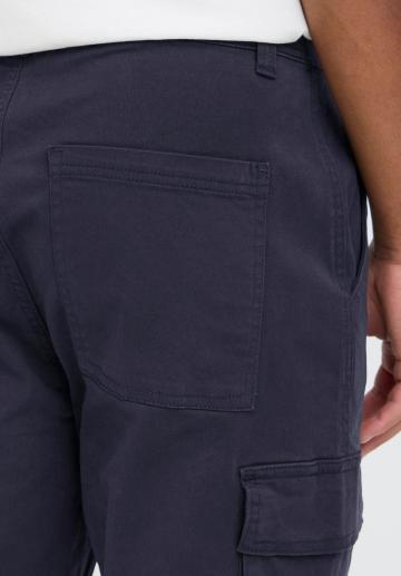 Брюки с накладными карманами