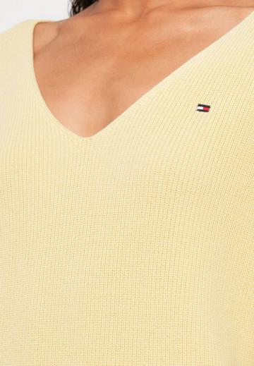 Пуловер в полоску