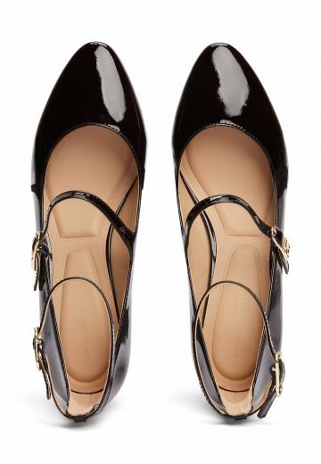 Туфли с ремешком