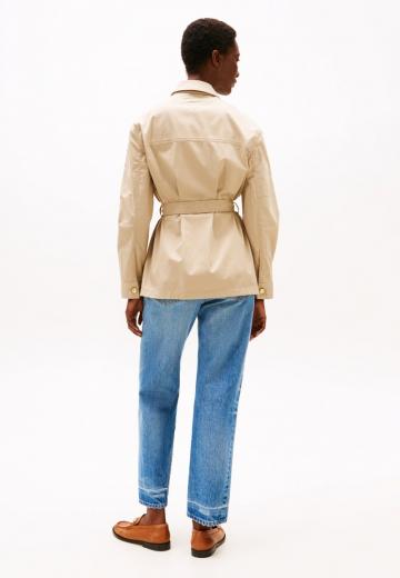 Блейзер с накладными карманами