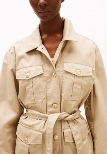 Блейзер с накладными карманами