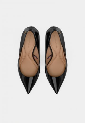 Туфли на высоком каблуке