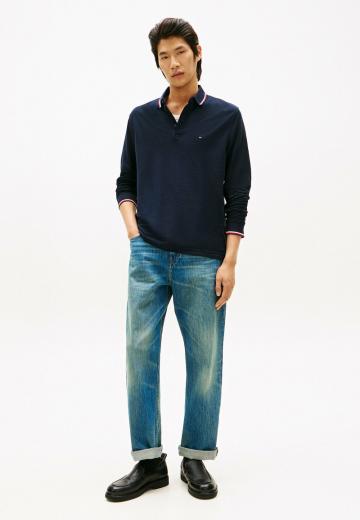 Прямые джинсы