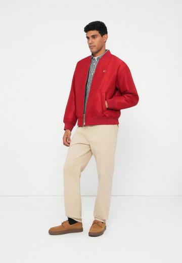 Куртка бомбер