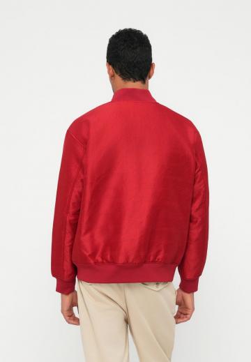 Куртка бомбер