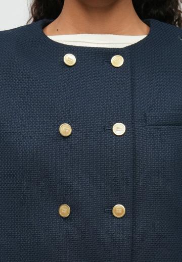 Блейзер с накладными карманами