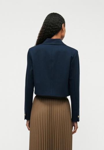 Короткий блейзер