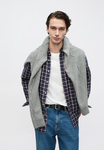 Прямые джинсы