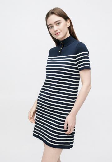 Вязаное платье