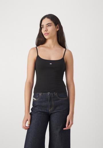 Топ на бретельках