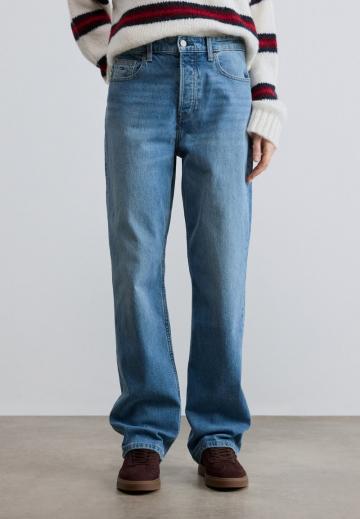 Свободные джинсы