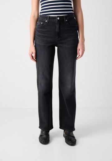 Джинсы