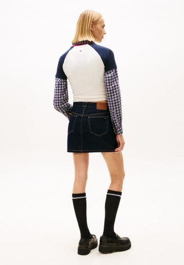 Юбка с накладными карманами