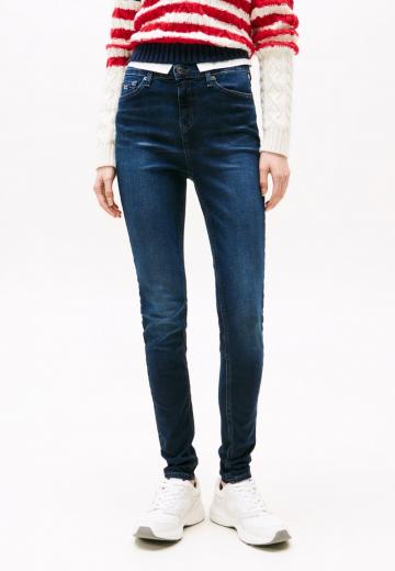 Узкие джинсы