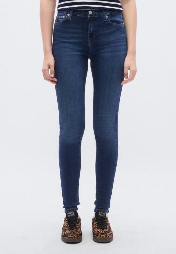 Джинсы
