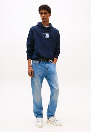 Узкие джинсы